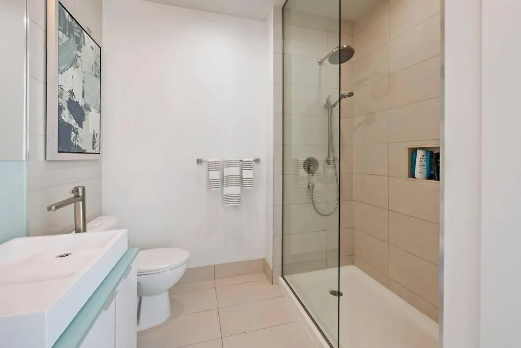 5-Star Panoramic View And Large Terrace By Cn Tower Apartment Toronto