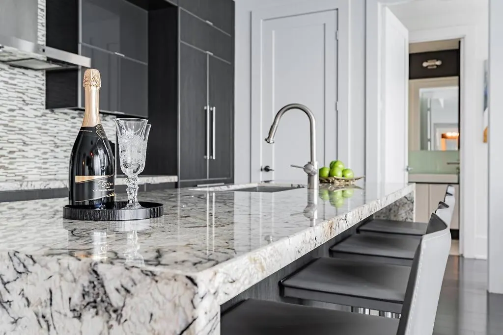 5-Star Panoramic View And Large Terrace By Cn Tower Appartement Toronto